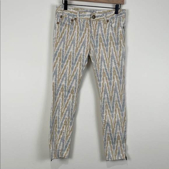 Free People Denim - Free People Beige Blue Chevron Patterned Cropped Jeans Zipper Ankle Women’s 27
